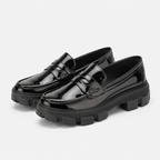 Mocassins Vernis Noir Femme À Semelle Épaisse Crantée