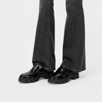 Mocassins Vernis Noir Femme À Semelle Épaisse Crantée
