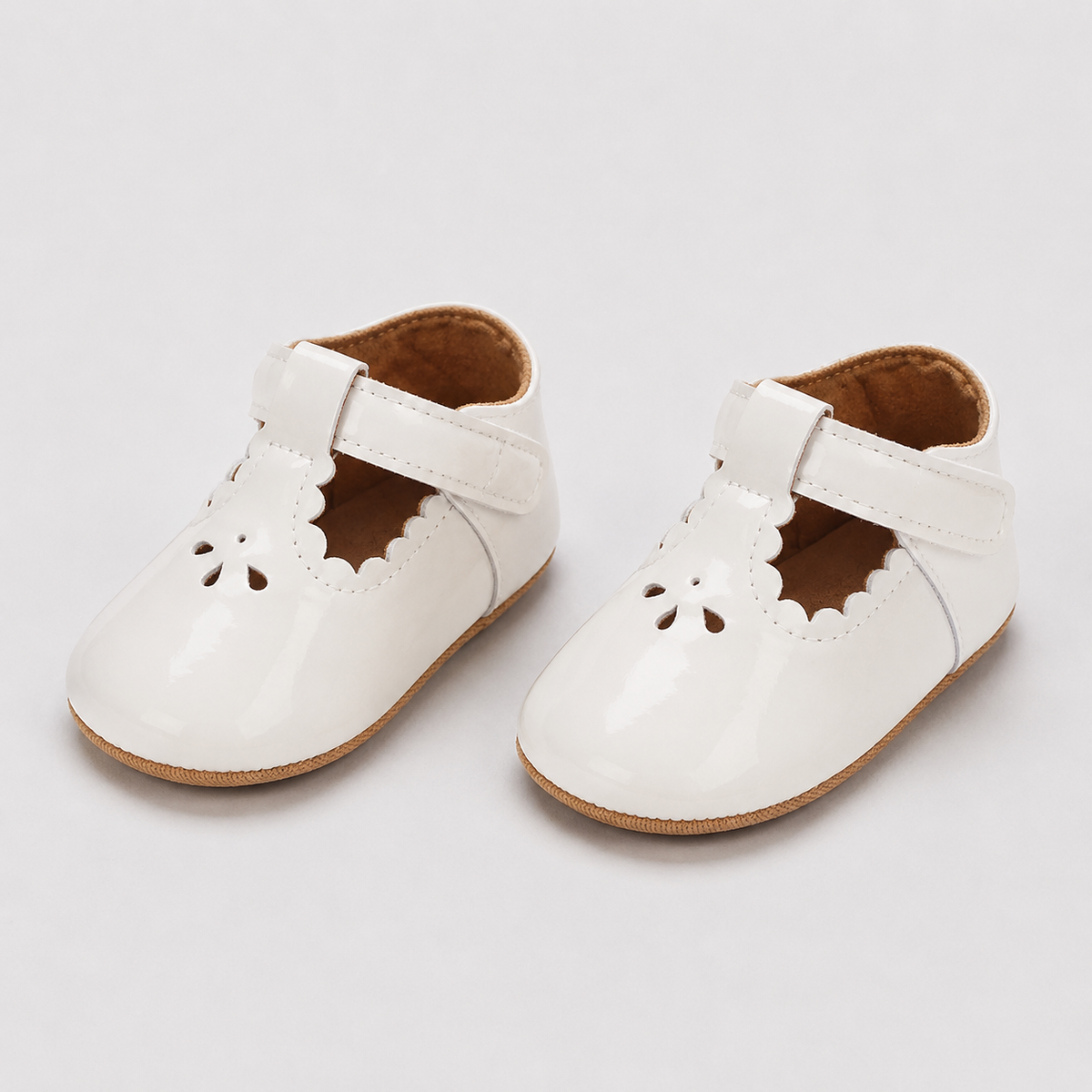 Chaussures premiers pas bébé fille en cuir PU blanc cassé à nœud