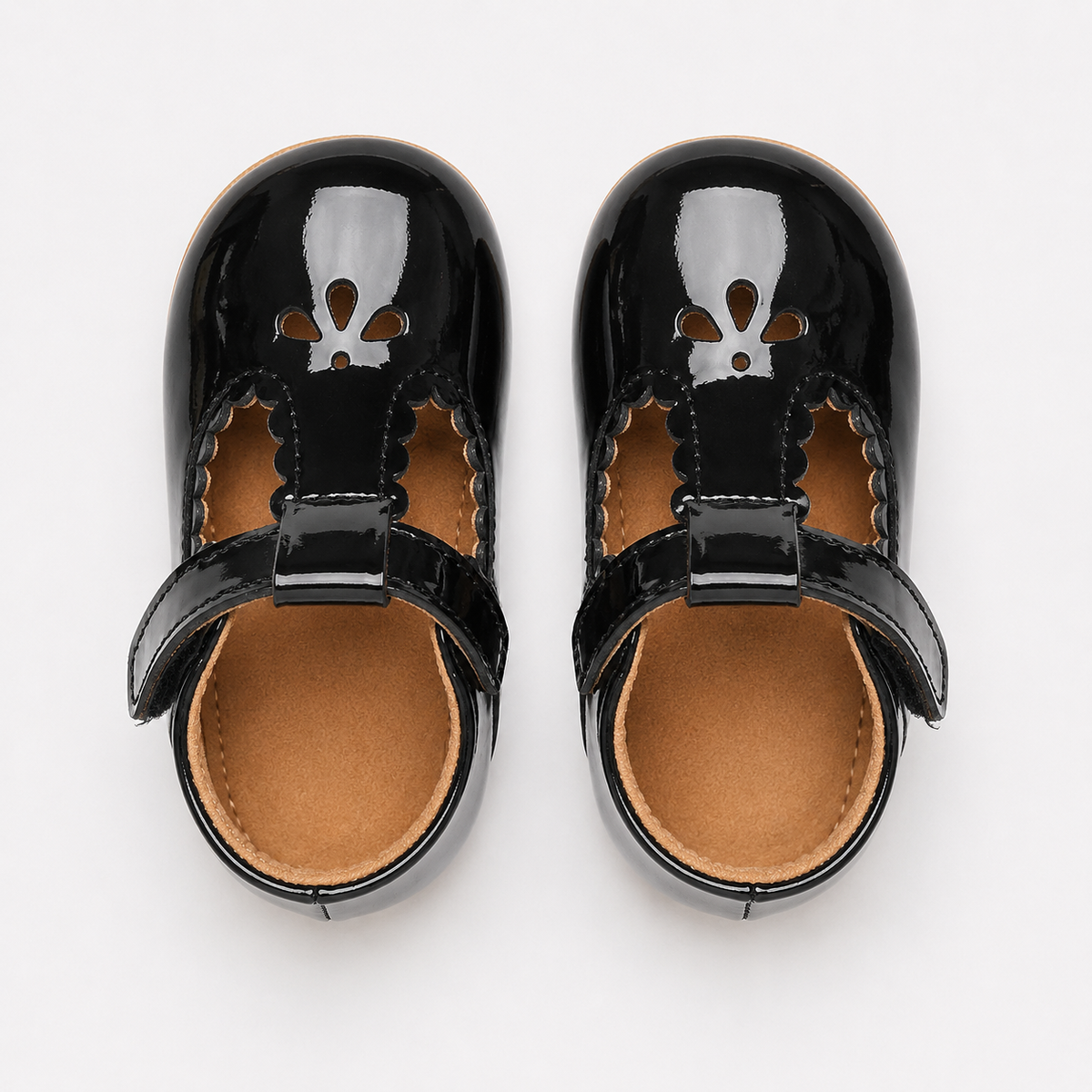 Premières chaussures bébé fille noires en cuir PU verni à scratch