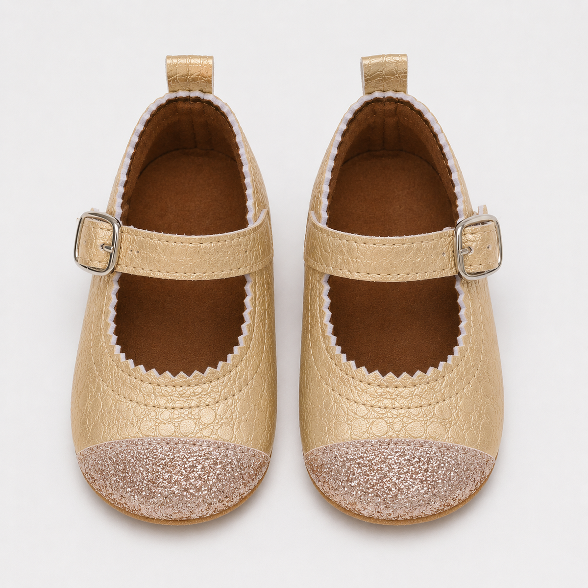 Chaussures premiers pas bébé fille en PU beige doré à bride à boucle