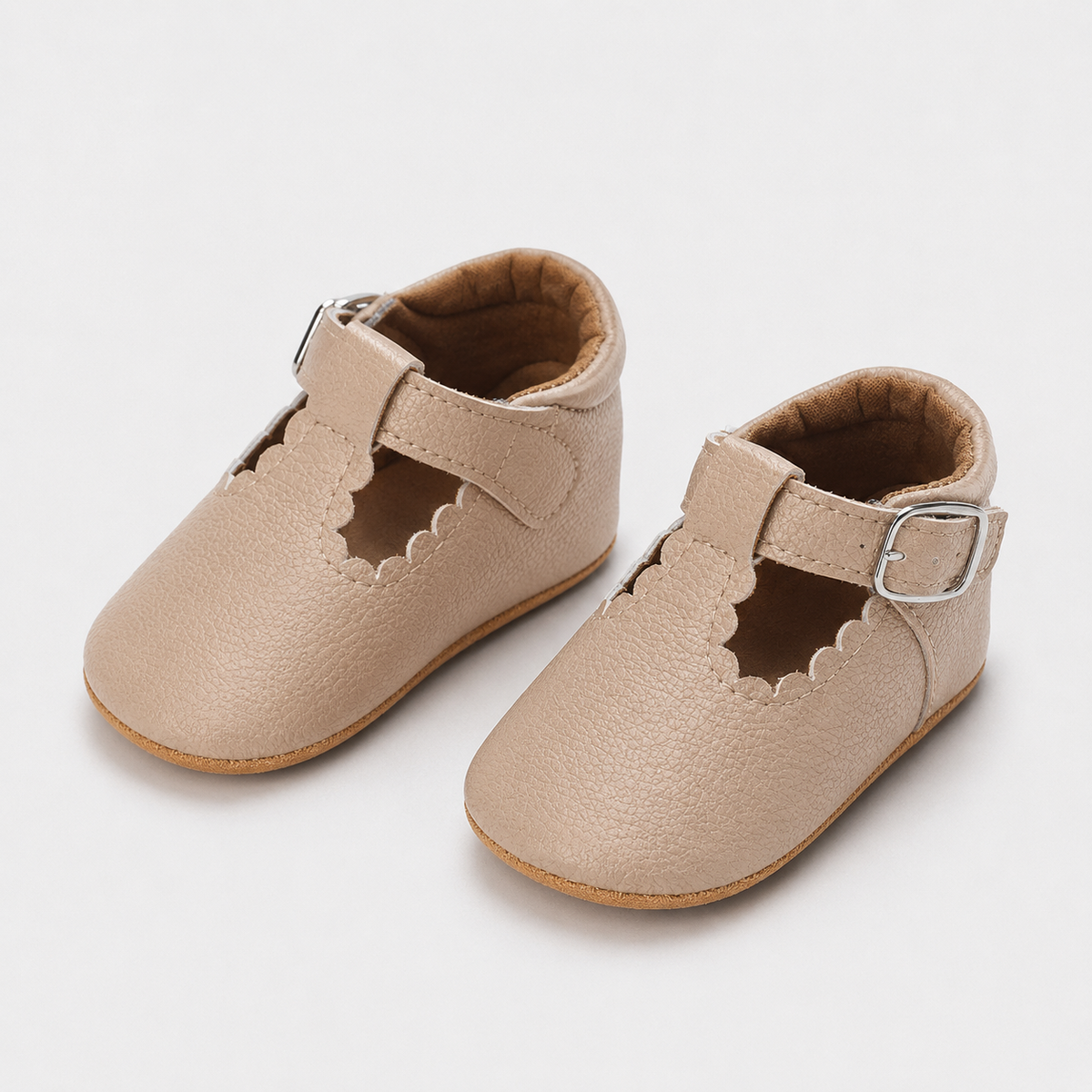 Chaussures premiers pas bébé fille beige en similicuir PU