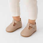 Chaussures premiers pas bébé fille beige en similicuir PU