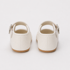 Chaussures premiers pas bébé filles blanches à cœurs ajourés