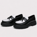 Mocassin Noir Et Blanc À Enfiler