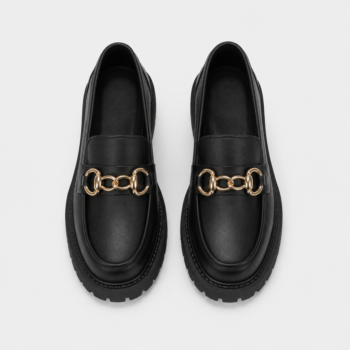 Mocassins Noirs À Chaîne Métallique