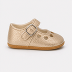 Chaussures premiers pas bébé fille dorées à bride boucle et découpes cœur