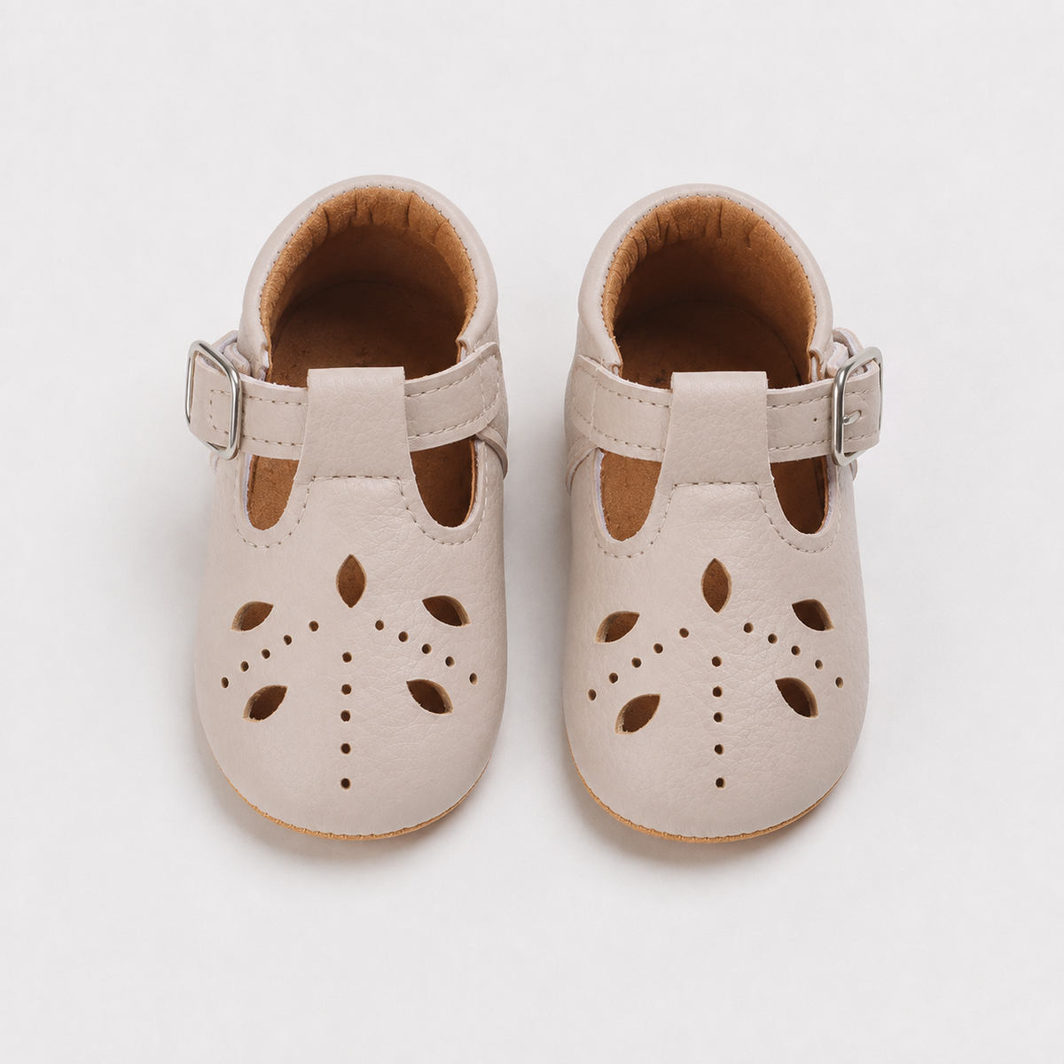 Chaussures premiers pas bébé fille beige en similicuir PU à bride en T