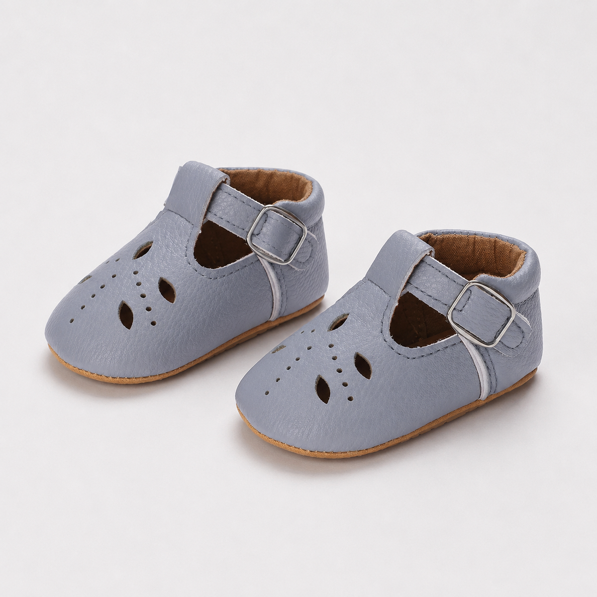 Chaussures premiers pas bébé fille bleu gris en PU à bride