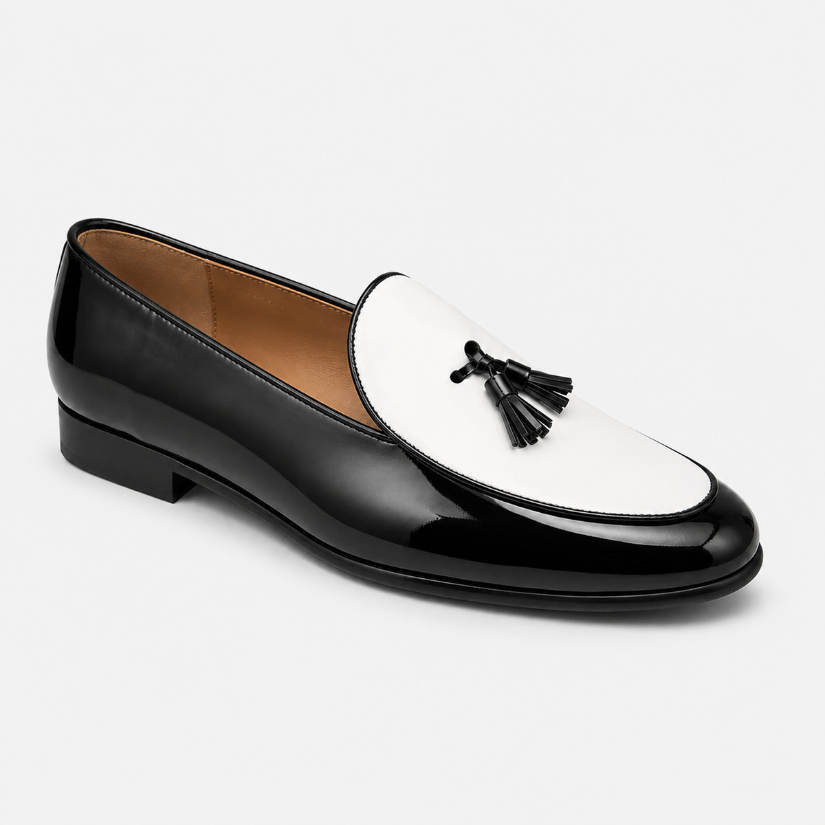 Mocassin Glands Noir Et Blanc Sans Lacets