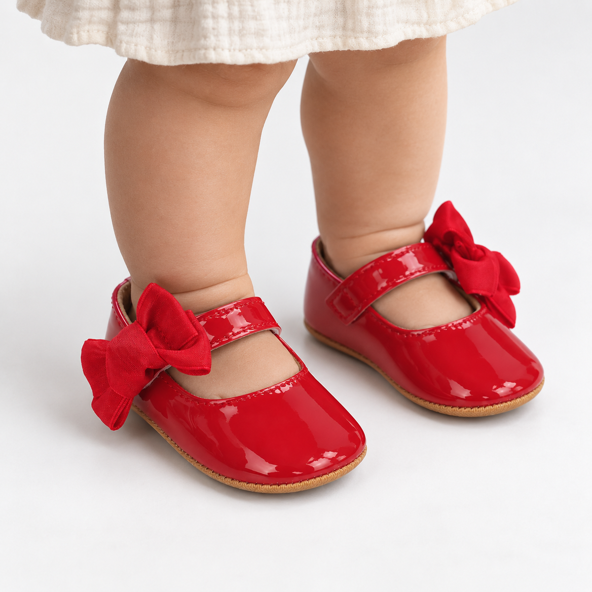 Chaussures Premier Pas Bébé Fille Rouges Vernies à Nœud
