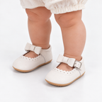 Chaussures Mary Jane blanches bébé fille à bords festonnés