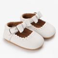 Chaussures Mary Jane blanches bébé fille à bords festonnés