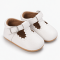 babies blanches en simili-cuir pour bébé fille