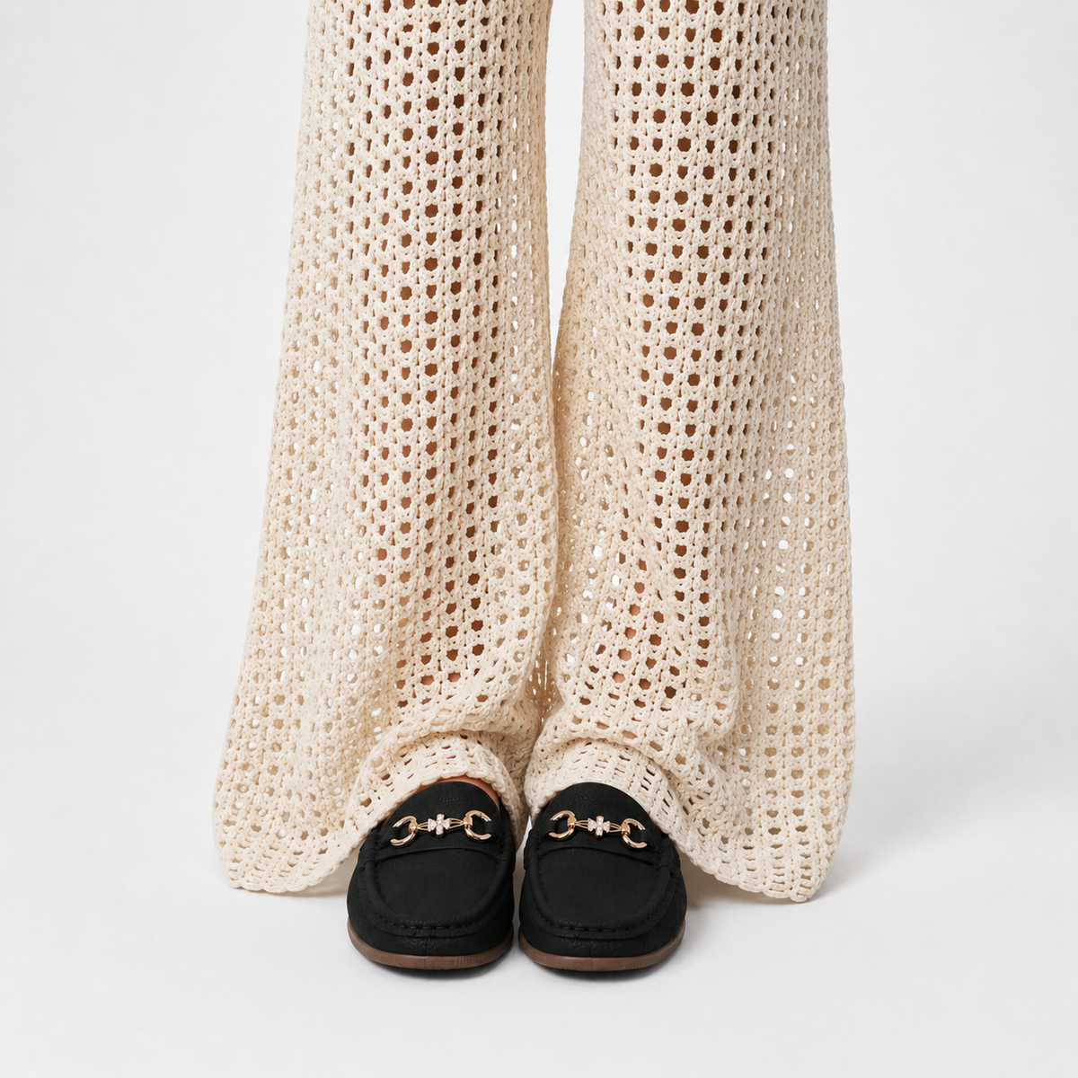 Mocassin Noire Femme En Simili-Cuir Grainé Avec Boucle Dorée