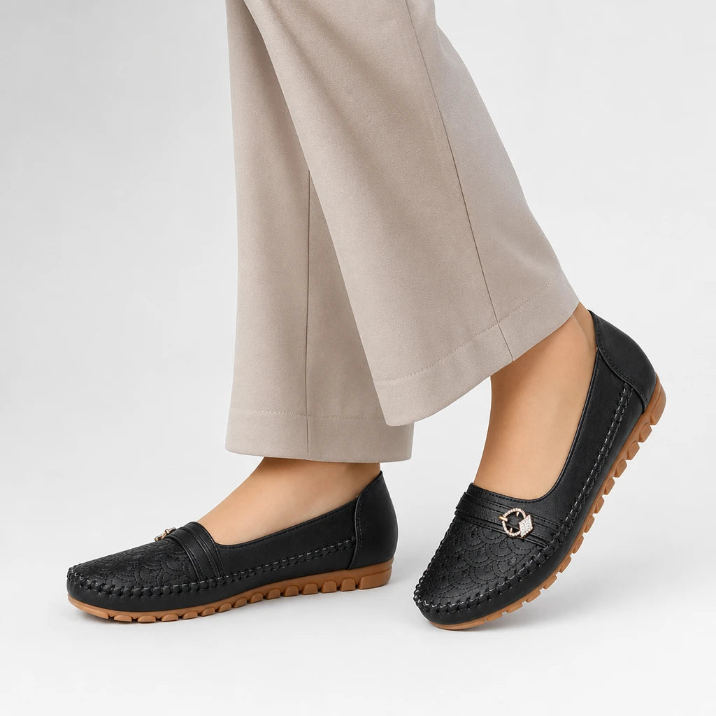 goreyodoly Women Comfortable Slip-On Loafers, Lightweight Breathable Wide Fit Flats with Embroidery & Rhinestone Buckle (Copie) (Copie)
