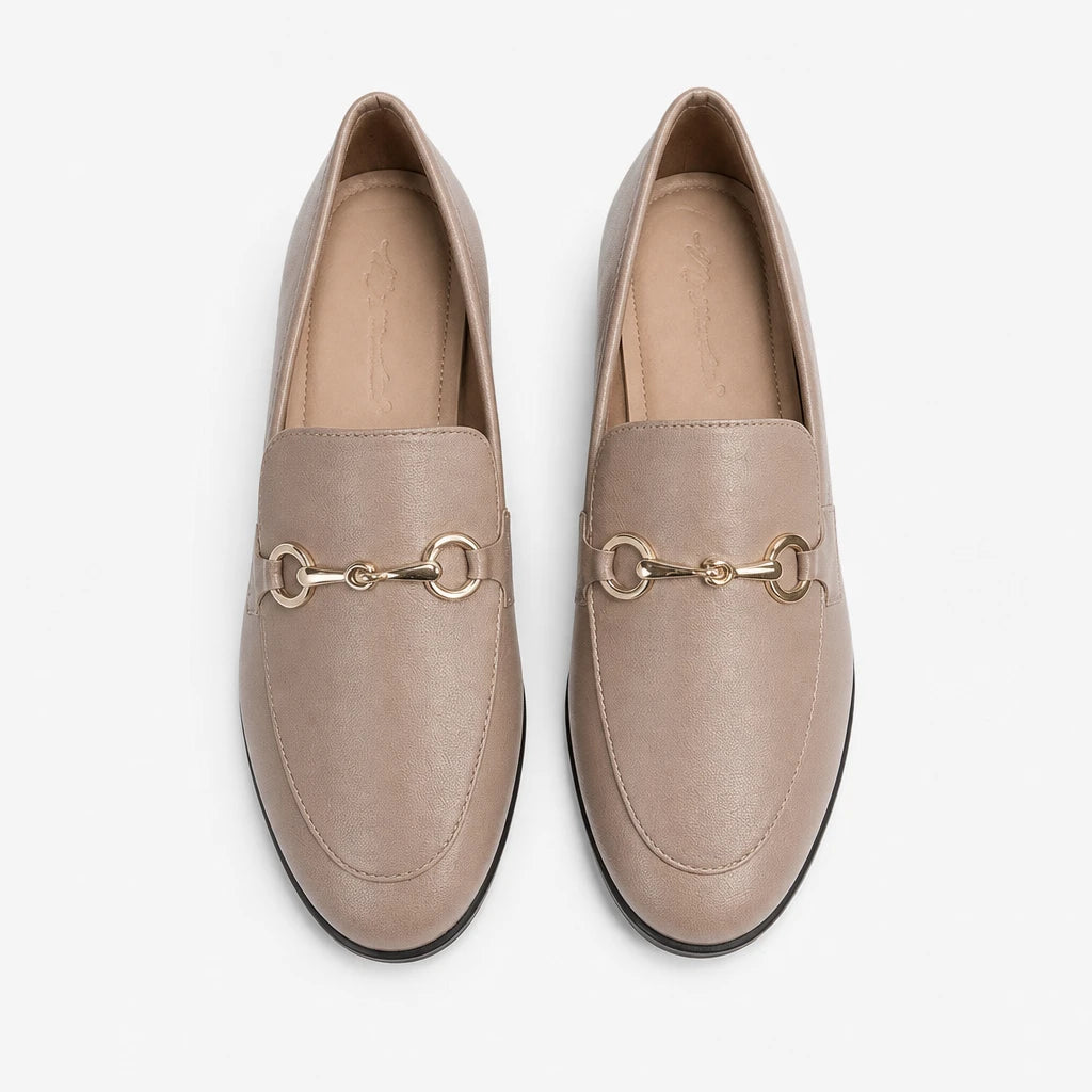 Horse title buckle loafers women 2024 new style one foot flat small leather shoes women's size